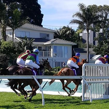 Racecourse Deluxe Lejlighed Auckland Eksteriør billede